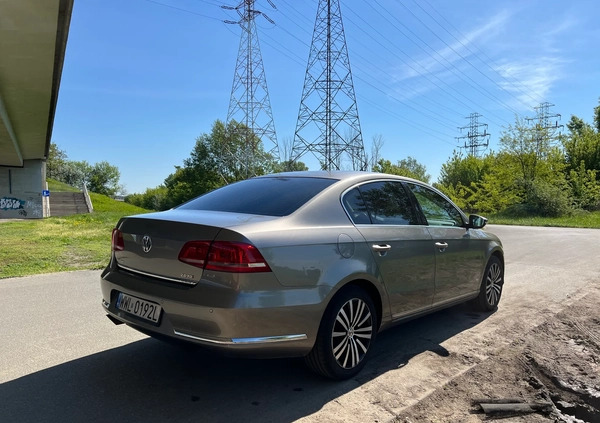 Volkswagen Passat cena 42000 przebieg: 240254, rok produkcji 2012 z Warszawa małe 436